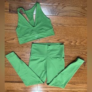 SET Active yoga leggings and sports bra set - size medium